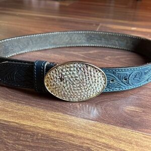 🍁END of YEAR SALE🍁GENUINE Leather Belt Made in Italy size Medium
